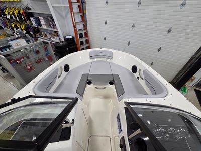 2026 Bayliner VR4 OB - Photo 24