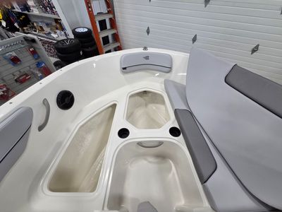 2026 Bayliner VR4 OB - Photo 27