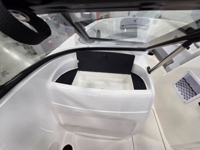 2026 Bayliner VR4 OB - Photo 17