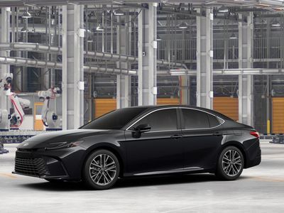 2026 Toyota Camry - Photo 2
