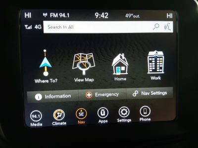 2023 Jeep Renegade — photo 17 view