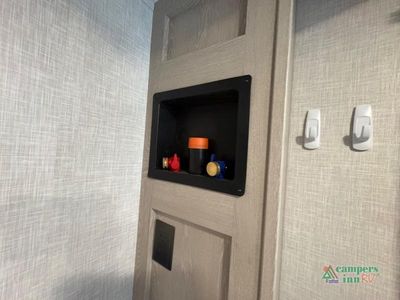 2022 Forest River RV Rockwood Signature Ultra Lite - Photo 45