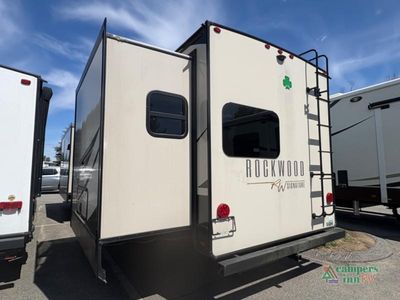 2022 Forest River RV Rockwood Signature Ultra Lite - Photo 4