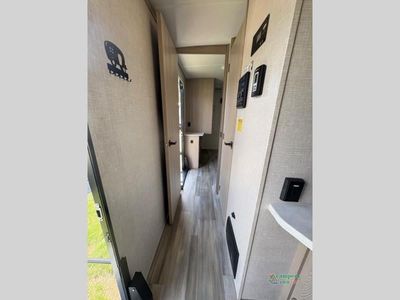 2022 Forest River RV Rockwood Signature Ultra Lite - Photo 31