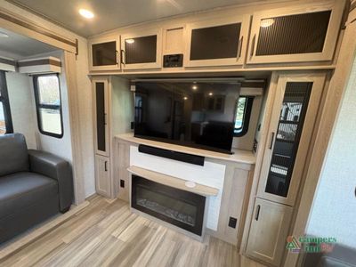 2022 Forest River RV Rockwood Signature Ultra Lite - Photo 28