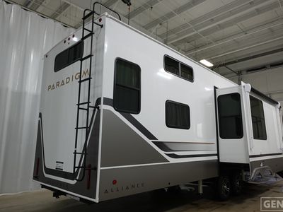 2026 Alliance RV Paradigm - Photo 4
