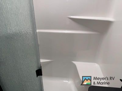 2022 Keystone RV Raptor - Photo 28