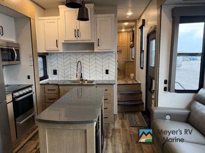 2022 Keystone RV Raptor - Photo 7