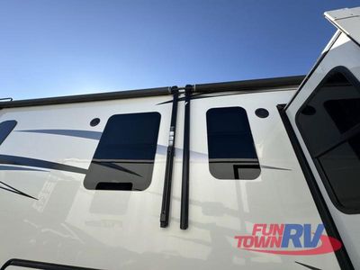 2021 Keystone RV Montana - Photo 15