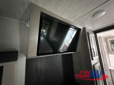 2021 Keystone RV Montana - Photo 44