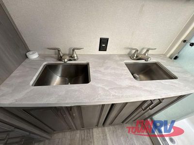 2021 Keystone RV Montana - Photo 36