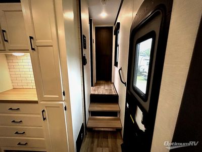 2025 Venture RV SportTrek Touring Edition - Photo 6