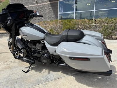 2025 Harley-Davidson FLHX - Street Glide — detail view