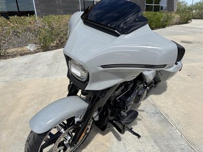 2025 Harley-Davidson FLHX - Street Glide — photo 10 view