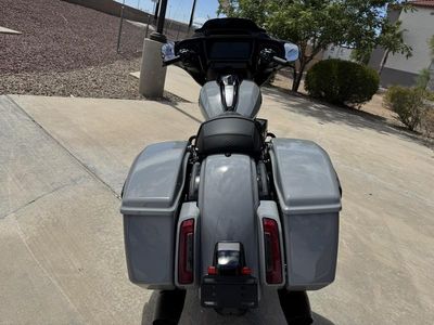 2025 Harley-Davidson FLHX - Street Glide — engine compartment view