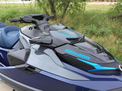 2025 Sea-Doo GTX 300 Tech, Audio, iDF, iBR - Photo 9