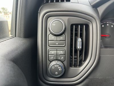 2026 Chevrolet Silverado 2500 HD — photo 14 view