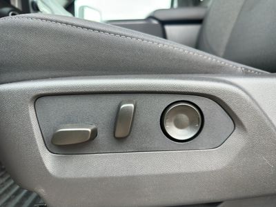 2026 Chevrolet Silverado 2500 HD — photo 17 view