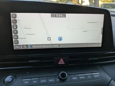 2023 Hyundai Elantra - Photo 13