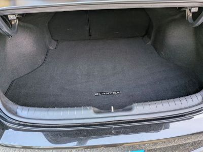 2023 Hyundai Elantra - Photo 25