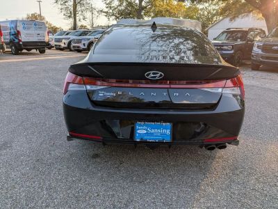 2023 Hyundai Elantra - Photo 16