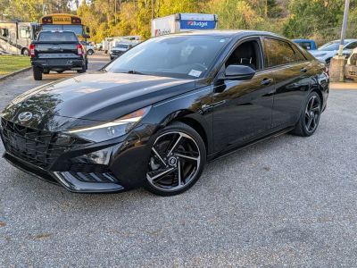 2023 Hyundai Elantra - Photo 1