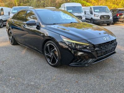 2023 Hyundai Elantra - Photo 3