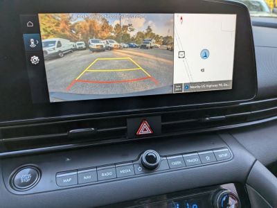 2023 Hyundai Elantra - Photo 5