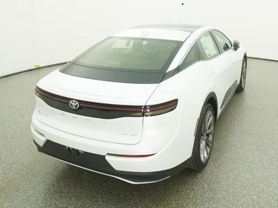 2026 Toyota Crown Limited - Photo 27