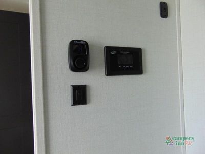 2026 Forest River RV Rockwood Ultra Lite — photo 43 view
