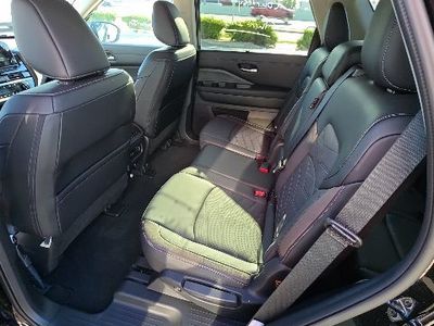 2025 Nissan Pathfinder - Photo 24