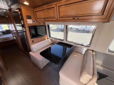 2019 Airstream Classic - Photo 8