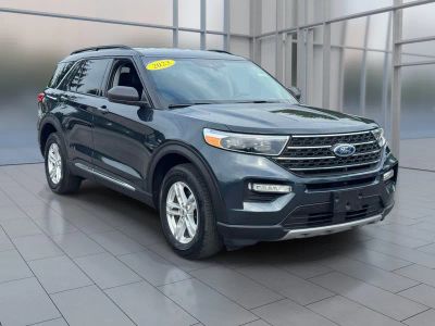 2023 Ford Explorer — side profile view