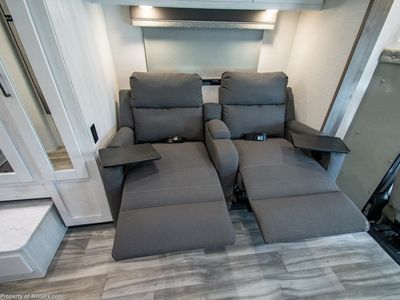 2026 Gulf Stream BTouring Cruiser - Photo 10