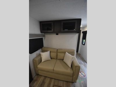 2025 Venture RV SportTrek Touring Edition - Photo 26