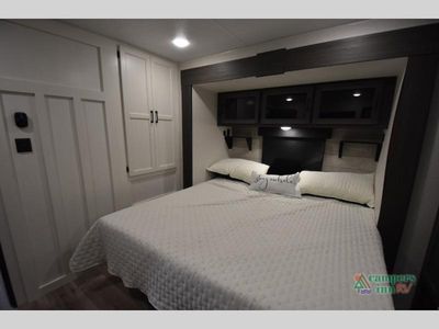 2025 Venture RV SportTrek Touring Edition - Photo 40