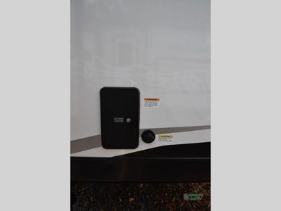 2025 Venture RV SportTrek Touring Edition - Photo 13