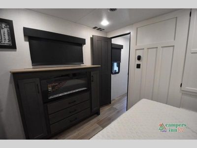 2025 Venture RV SportTrek Touring Edition - Photo 41