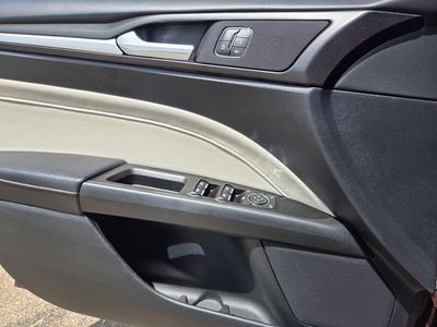 2017 Ford Fusion - Photo 16