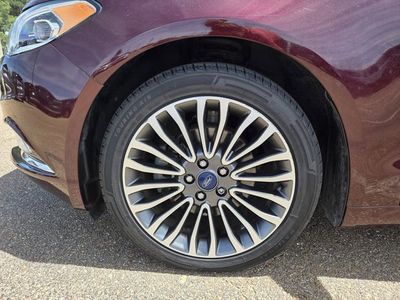 2017 Ford Fusion - Photo 24