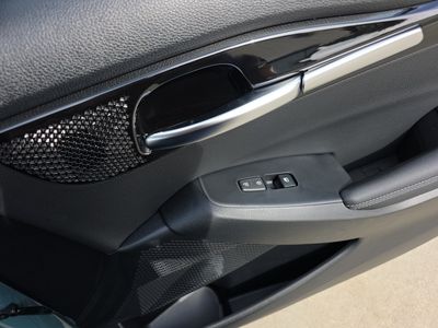 2026 Kia Seltos — photo 8 view