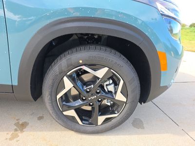 2026 Kia Seltos — photo 12 view