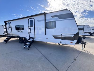 2026 Alliance DELTA ULTRA LITE — front three-quarter view