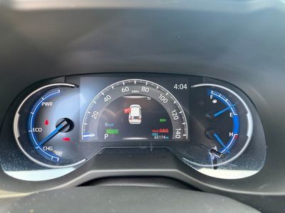 2022 Toyota RAV4 Hybrid - Photo 18