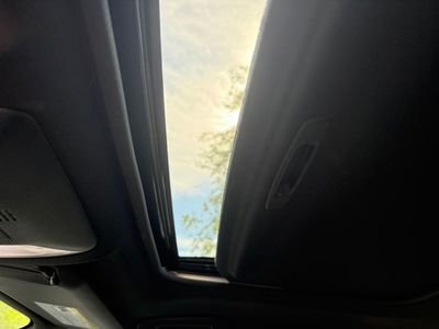 2022 Toyota RAV4 Hybrid - Photo 25