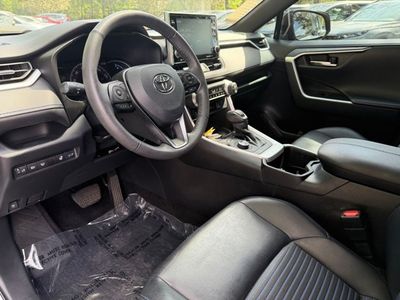 2022 Toyota RAV4 Hybrid - Photo 17