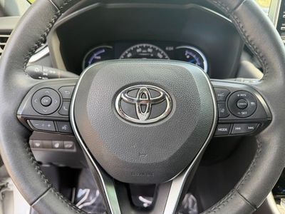 2022 Toyota RAV4 Hybrid - Photo 19