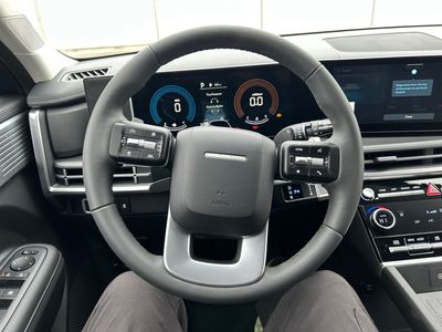 2025 Hyundai Santa Fe - Photo 12