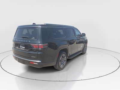 2024 Jeep Wagoneer L — photo 7 view