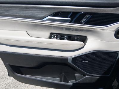 2024 Jeep Wagoneer L — photo 19 view